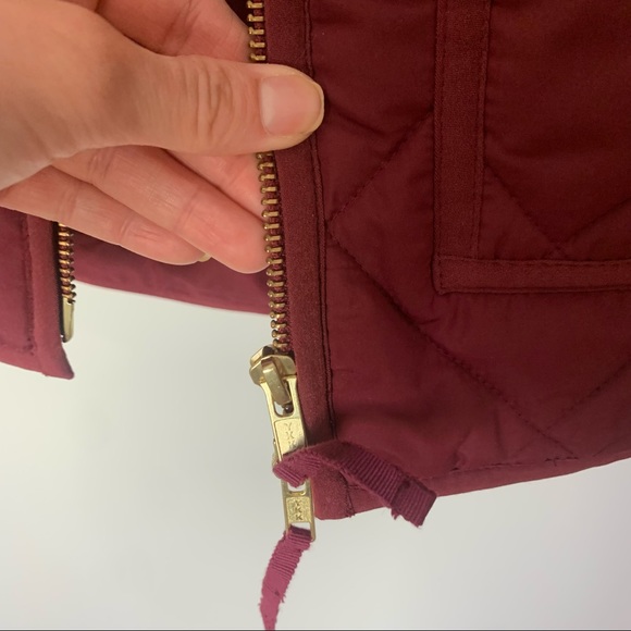 J. Crew Factory Burgundy/Wine Quilted Puffer Vest Size XXS - Picture 5 of 7